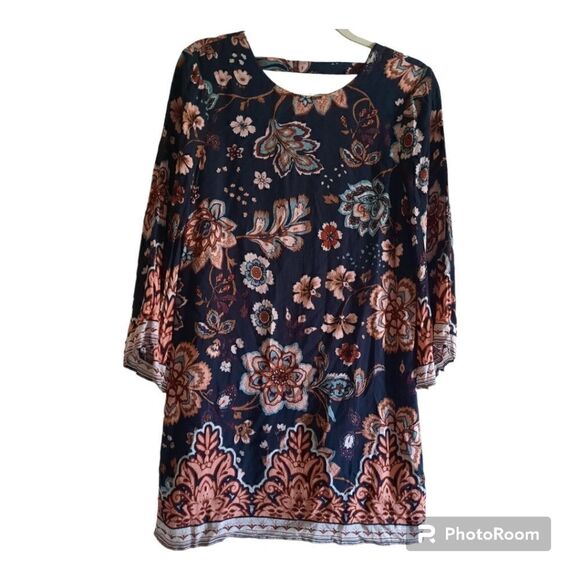 Ecote Gineva Floral Navy Shift Dress - Picture 1 of 5